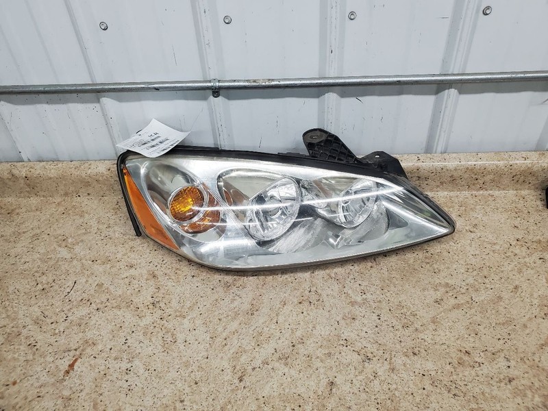 Passenger Right Headlight Amber Lens Fits 05-09 G6 309491