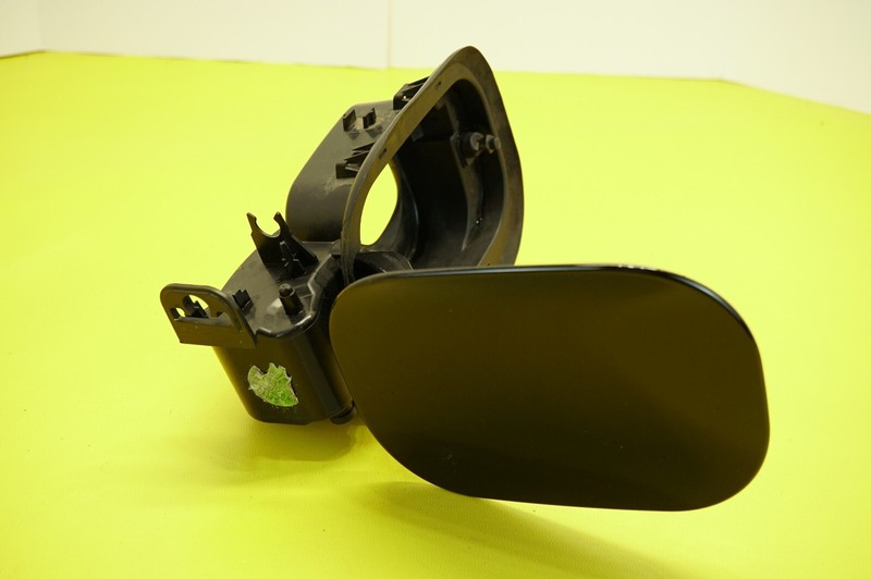 🔅Housing Assembly, Fuel Tank Filler Pipe.OEM 19 Chevrolet Traverse