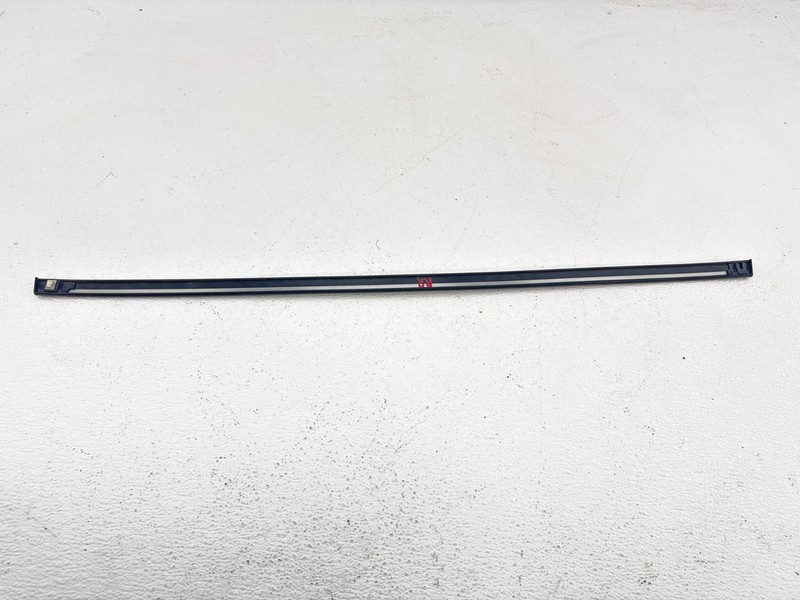 2019-2024 SUBARU FORESTER RIGHT PASS REAR DOOR WINDOW BELT MOLDING TRIM oem