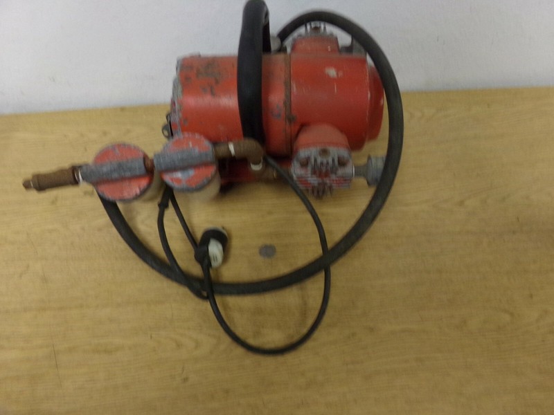 Gast 1VBF-16-M100X Serno 1277 GE AC Motor 5KH33GG922AS tested and Works