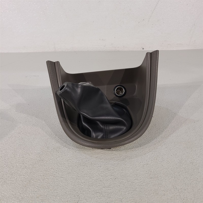 99-04 Mustang Gt Manual Shift Bezel Trim Console Shifter Boot Aa7364