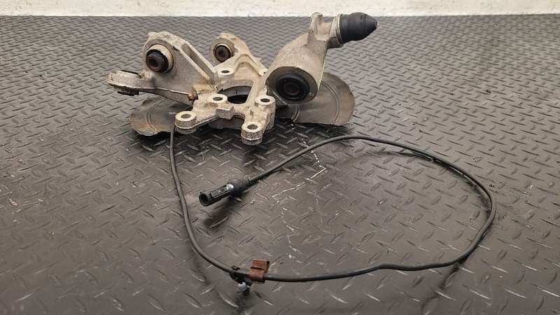05-07 Ford Freestyle FWD Rear Left Driver Spindle Knuckle OEM 5F9Z-5B759-BA