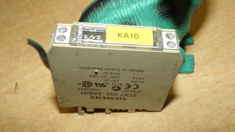 Siemens 3TX7002-3AB01 Relay *Free Shipping*