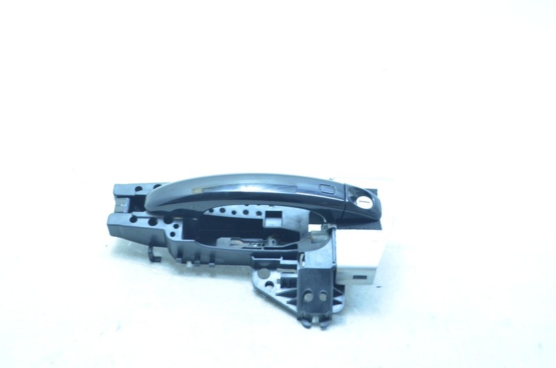 15-18 AUDI Q3 FRONT LEFT DRIVER SIDE EXTERIOR DOOR HANDLE BLACK OEM