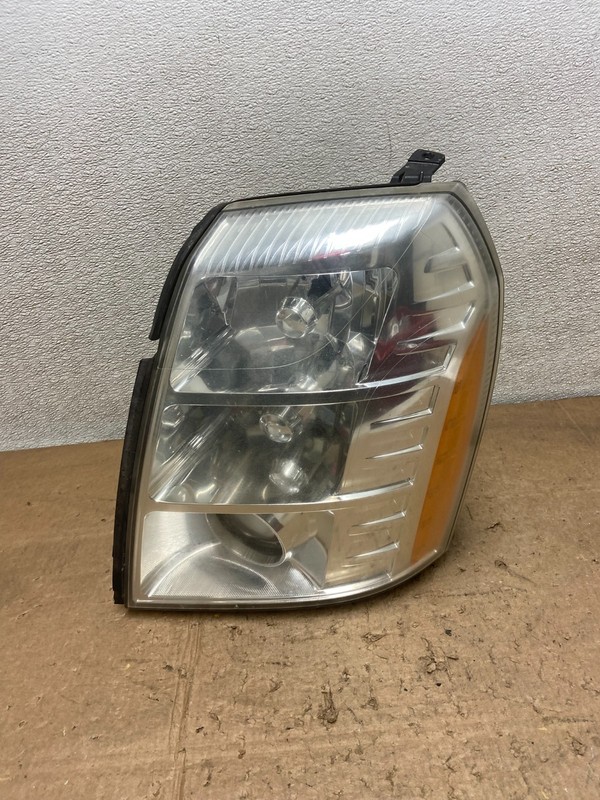 2007 - 2014 Cadillac Escalade Left Driver LH Side Xenon HID Headlight Y8230 DW