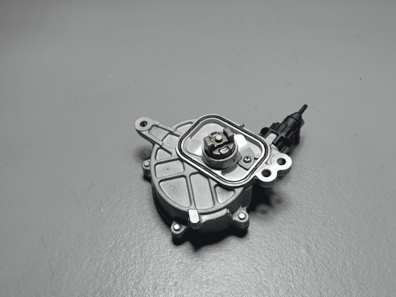 2022-2025 Toyota Tundra Power Brake Booster Vacuum Pump OEM