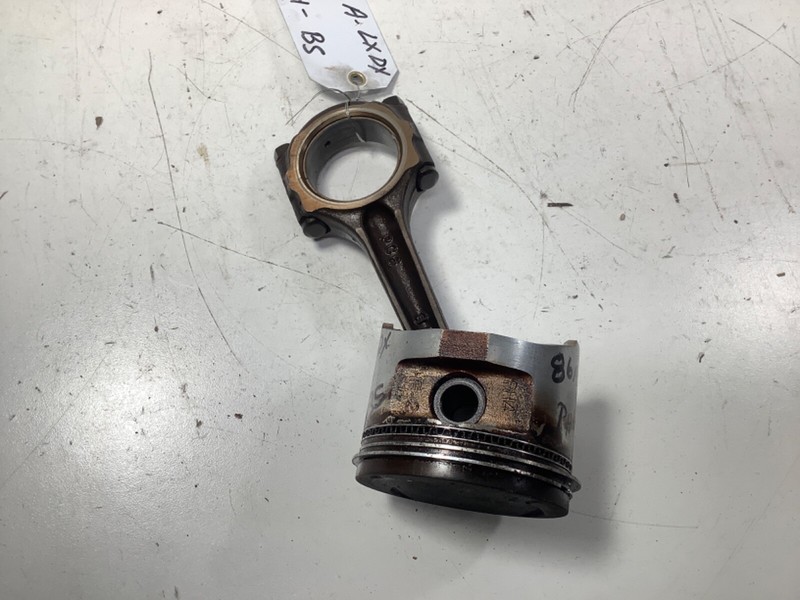 86 Honda Accord LX DX PH4-BS Piston & Connecting Rod Assy. OEM