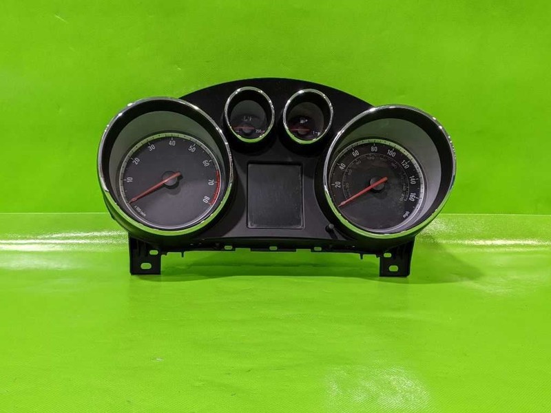 11 REGAL SPEEDOMETER CLUSTER 135K MILES OEM 4413-1