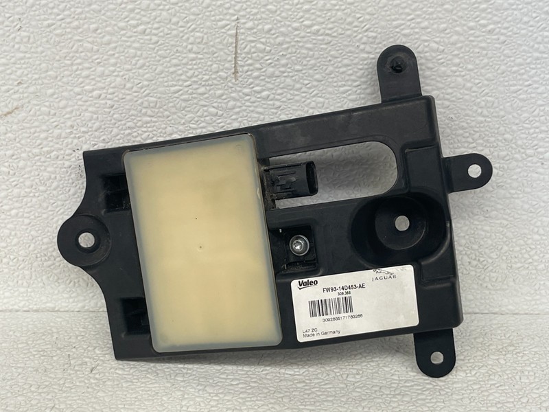 ⭐16-17 JAGUAR XJ REAR LEFT BLIND SPOT RADAR SENSOR CONTROL MODULE OEM LOT2614