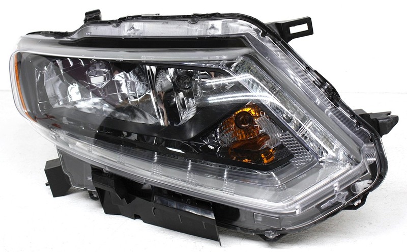 OEM Right Passenger Side Halogen Headlamp For Nissan Rogue 26010-4BA2A Tab Chip