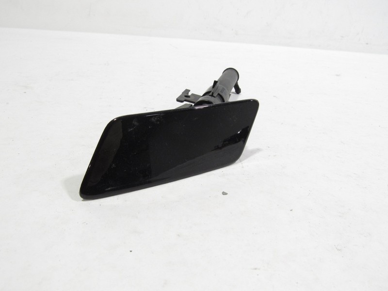 15-19 Land Rover Discovery Sport 2018 Front Left Headlight Washer Nozzle ;