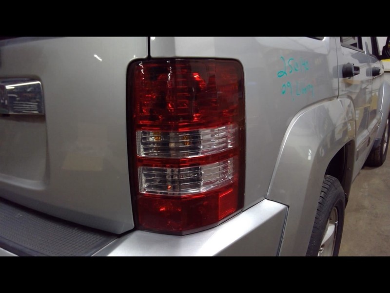 Passenger Right Tail Light Fits 08-12 LIBERTY 1571348