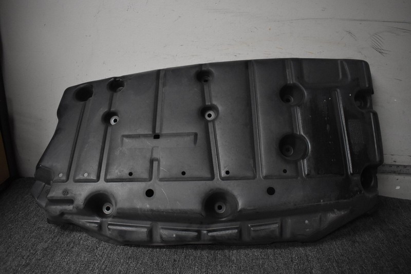 2020 MASERATI LEVANTE FUEL TANK BOTTOM PROTECTION FACTORY OEM