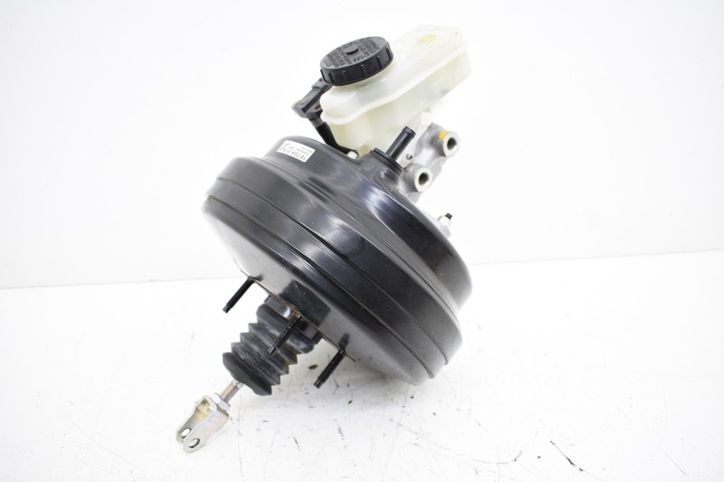 2009 Nissan 370z Coupe Brake Booster w/Master Cylinder OEM KW41