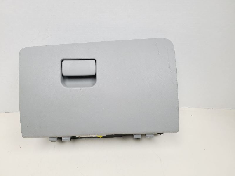 TERRAIN 2018 Glove Box 567466