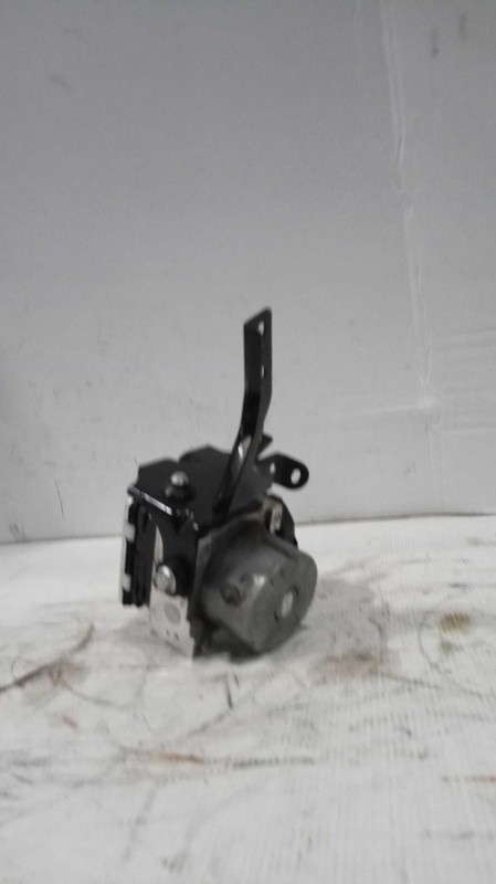 2021 Mitsubishi Outlander Sport ABS Hydraulic Assembly OEM 84K Miles Red