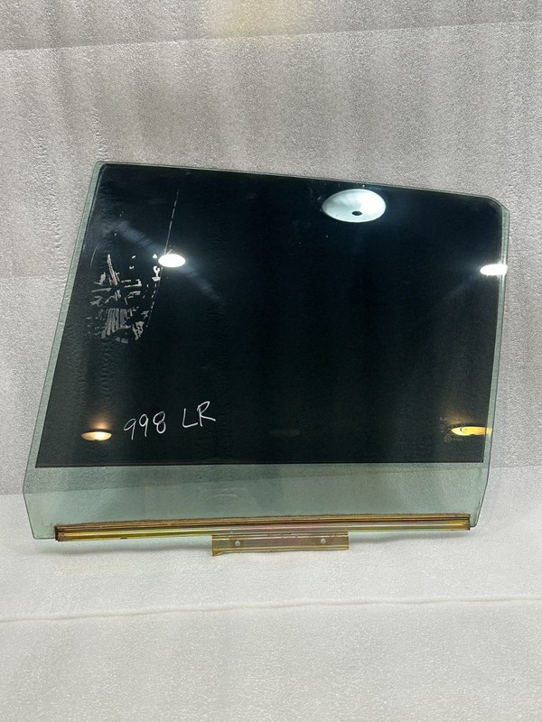 2001-2005 LEXUS IS300 SPORTCROSS WAGON LEFT REAR WINDOW GLASS OEM TINTED