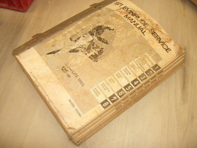 1971 1972 Evinrude service manual lot boat motorbinder 125hp and 2hp thru 50hp