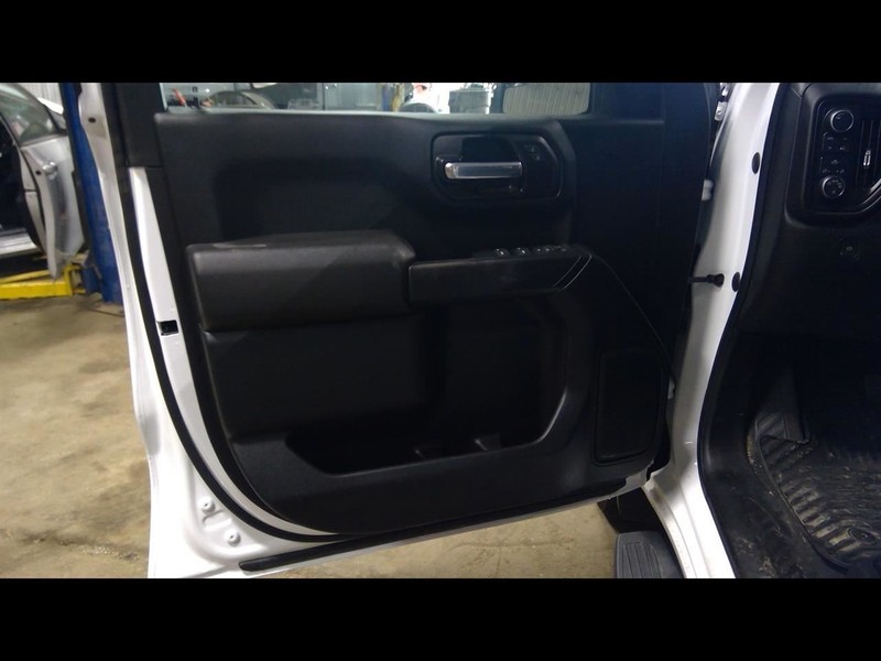 SILVERADO 1500 2022 Drivers Left Front Door Trim Panel 1616097