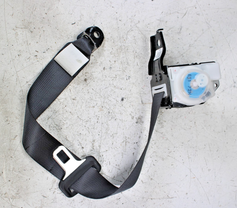 2012–2017 HYUNDAI AZERA Rear Right Seatbelt Black OEM 89820-3V500 OEM