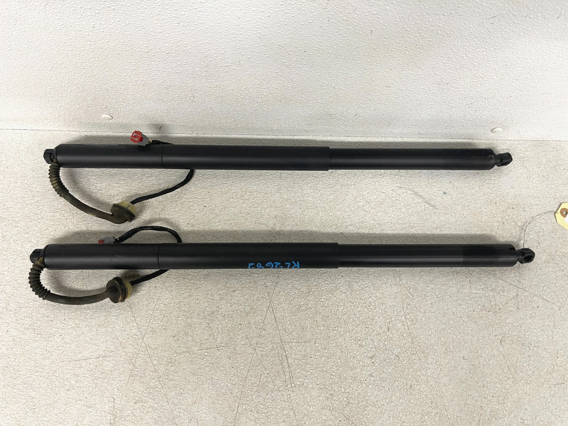 ⭐20-25 LINCOLN AVIATOR REAR LIFTGATE POWER LIFT SUPPORT SHOCK STRUT OEM LOT2682