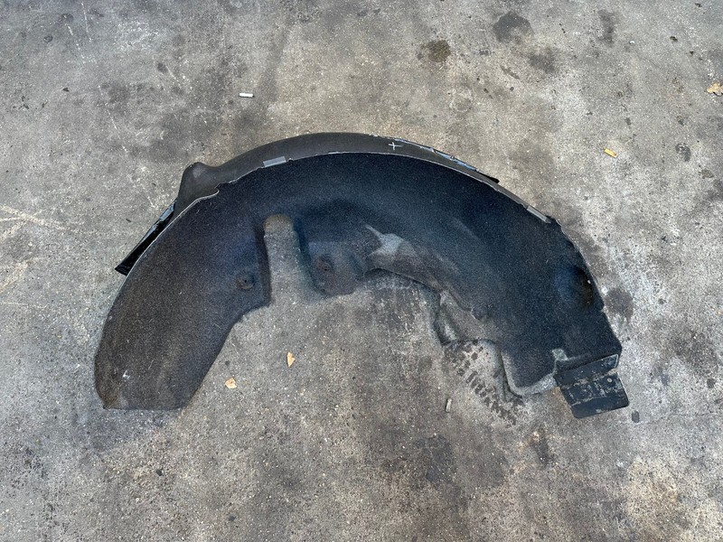 12-15 Mercedes C250 W204 REAR RIGHT WHEEL FENDER LINER SPLASH SHIELD OEM