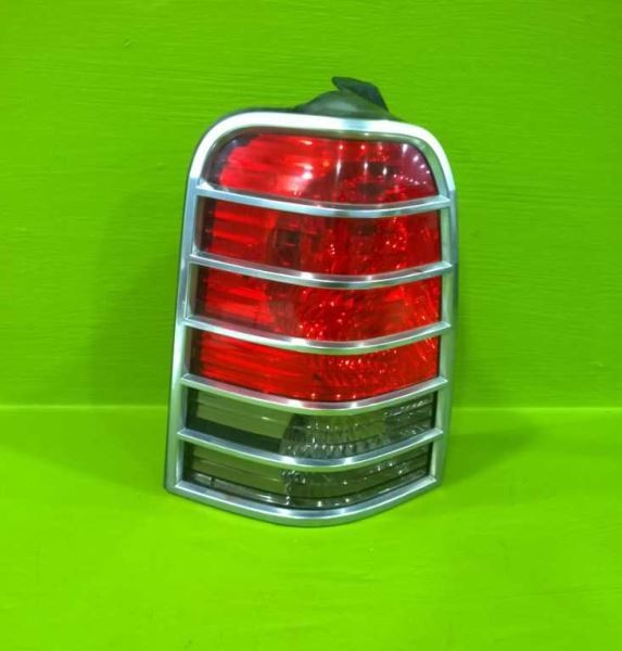 05 06 07 MARINER DRIVER LEFT TAILLIGHT LAMP OEM 3725-19