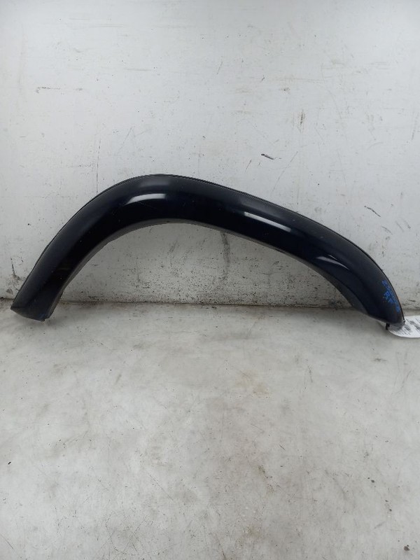 2002 TOYOTA 4 RUNNER FRONT PASSENGER RIGHT FENDER FLARE BLK-KA3