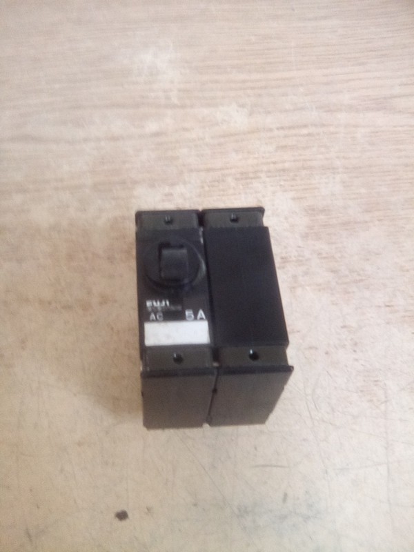 Fuji CP32EI/5K 5A Circuit Breaker