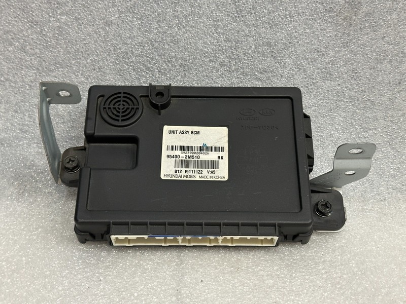 2010-2012 Hyundai Genesis Coupe BCM Body Control Module 95400-2M510 OEM EG105