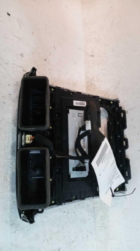 Used Infotainment Display fits: 2022 Hyundai Santa cruz 10.25`` screen Grade A