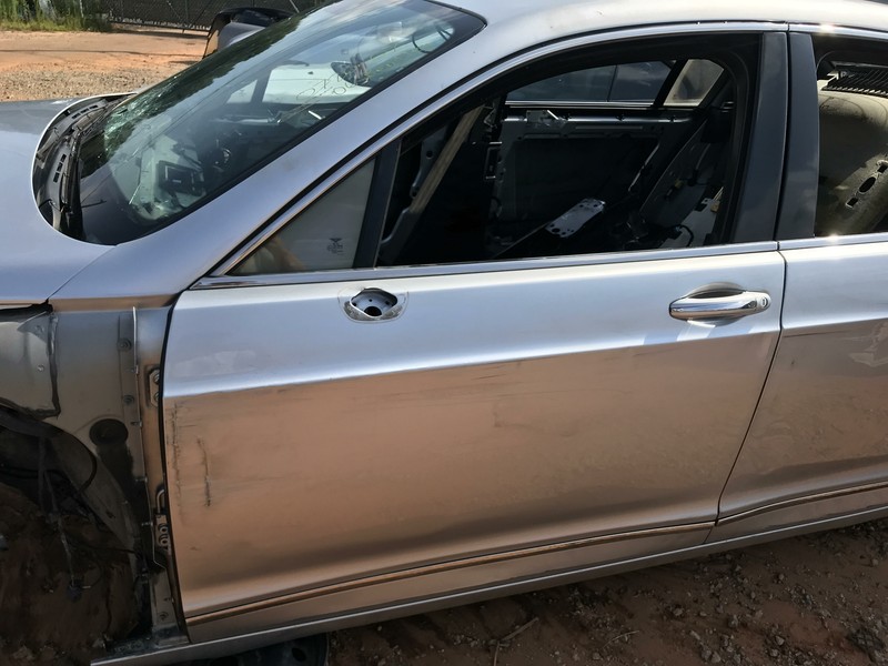 06-12 BENTLEY CONTINENTAL FLYING SPUR DOOR FRONT LEFT DRIVER SIDE OEM DAMAGED