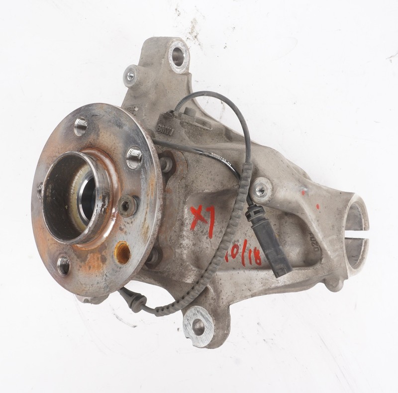 2016 - 2022 BMW X1 F48 Front Right Side Spindle Knuckle Hub OEM