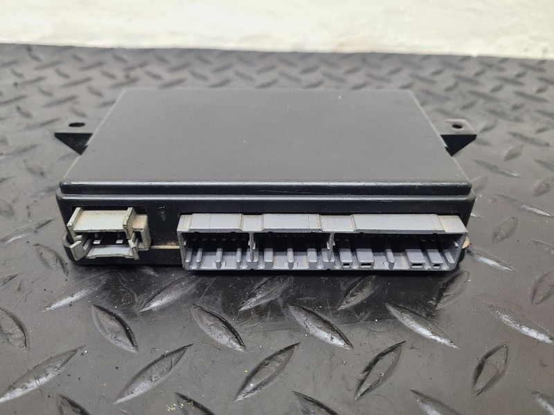 05-08 Chrysler Pacifica Seat Memory Control Module W/O Heat OEM 5082045AB