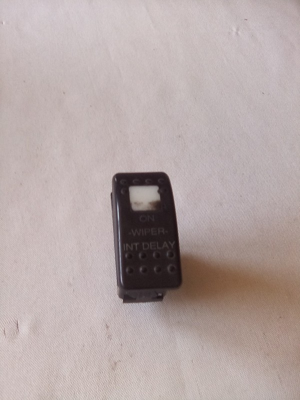 Western Star/Carling 7805-3420 On Wiper Int Delay Switch