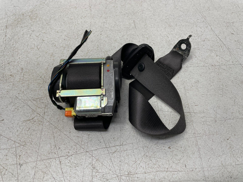 17-19 Mercedes GLS450 GLS550 X166 Rear Left 3rd Row Seatbelt Retractor 1399 OEM