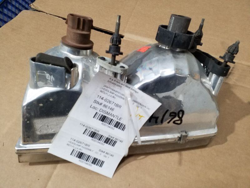 Passenger Right Headlight Thru 3/13/00 Fits 99-00 CROWN VICTORIA 194053