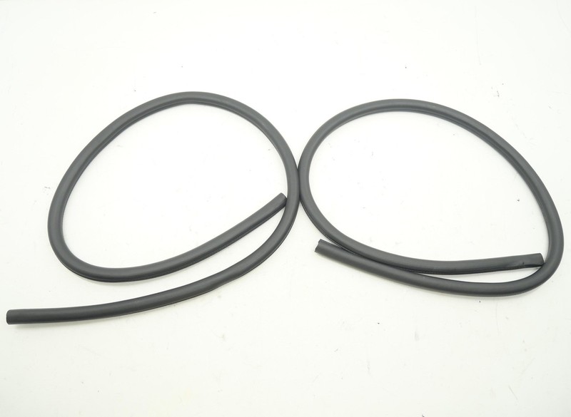 2024-2025 Ford Mustang GT S650 Door Weatherstrip Seal Rubber LH/RH Pair (2) OEM