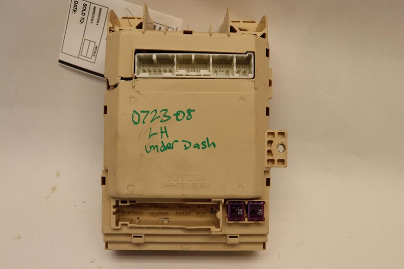 2006-2008 LEXUS RX400 HYBRID CABIN DISTRIBUTION JUNCTION FUSE BOX BLOCK OEM