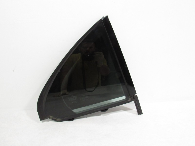 18-21 Mercedes C63 S W205 2020 Rear Right Passenger Quarter Window Glass ;:O