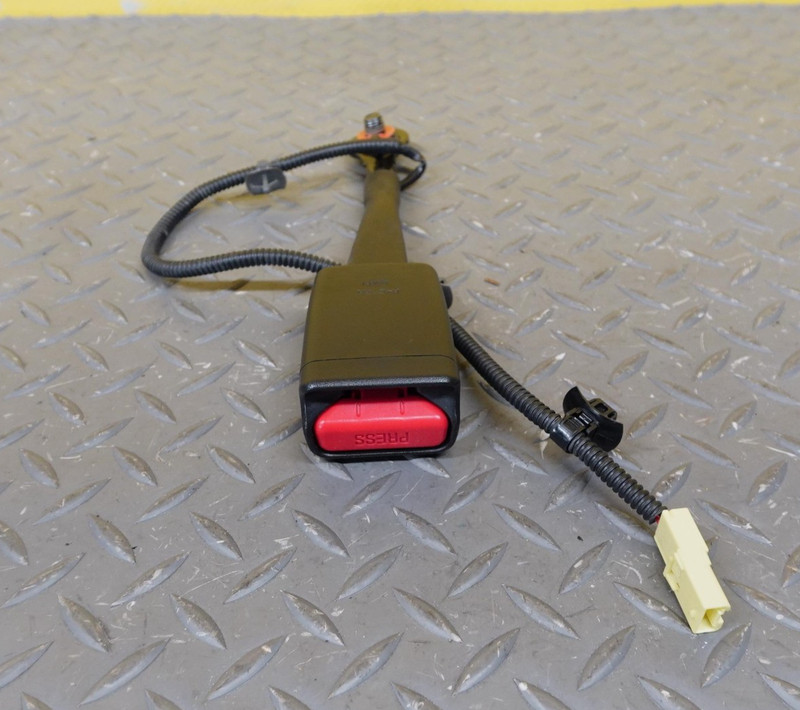 2022-2024 HYUNDAI TUCSON FRONT RIGHT SIDE SEAT BELT BUCKLE OEM 88840N9000NNB