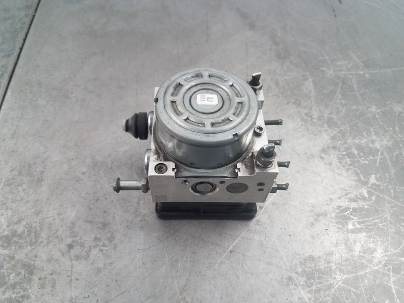 2015 Subaru WRX STi ABS Brake Pump Module #0578 G7