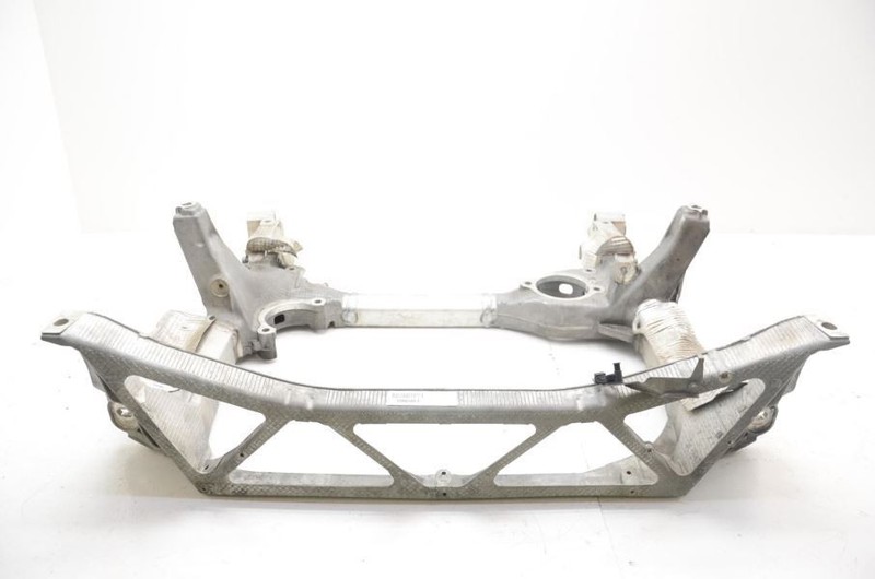 10-16 PANAMERA Turbo AWD Rear Suspension Crossmember