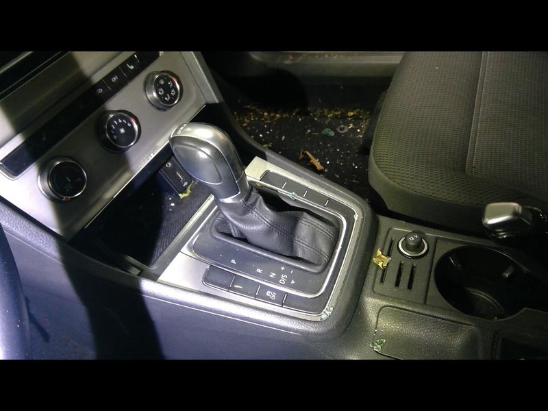 GOLF 2017 Automatic Transmission Shifter 1643157