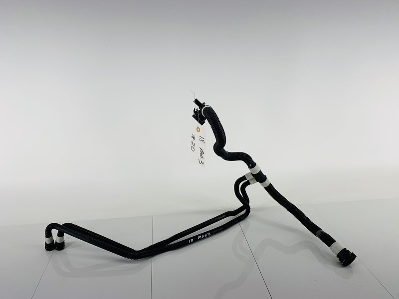 17-23 TESLA MODEL 3 LONG RANGE COOLANT CHILLER TO BATTERY HOSE LINE PIPE OEM