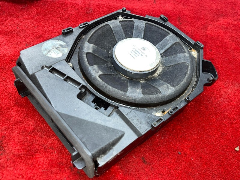 BMW E88 E82 E90 E92 E93 E84 Left HifI Central Bass Audio Speaker Subwoofer OEM ✅