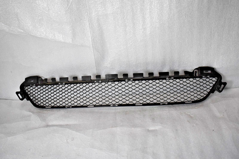 Mercedes-Benz C W205 2017 LOWER GRILLE A2058850423