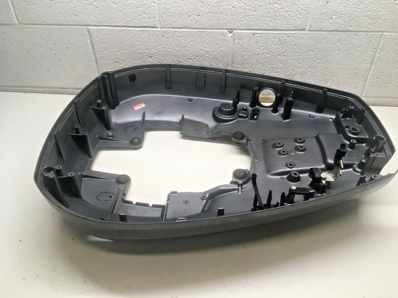 Z71995-96 Yamaha Bottom Pan 6r3-42711-42-8D Cowling