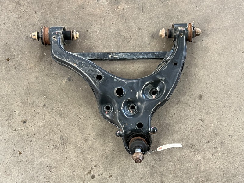 ⭐2010-2017 LINCOLN NAVIGATOR RWD FRONT RIGHT PASS LOWER CONTROL ARM OEM LOT2599