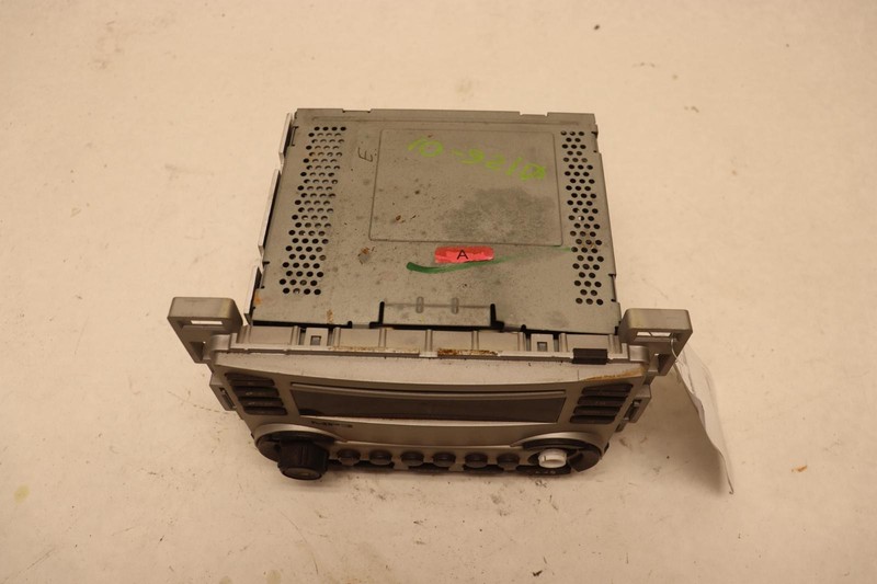 2006 CHEVY EQUINOX AM-FM-CD PLAYER NAVIGATION RADIO RECEIVER UNIT OEM